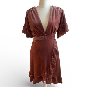 Dusty Rose Velour Wrap Dress with Ruffle Sleeves NWOT Size M